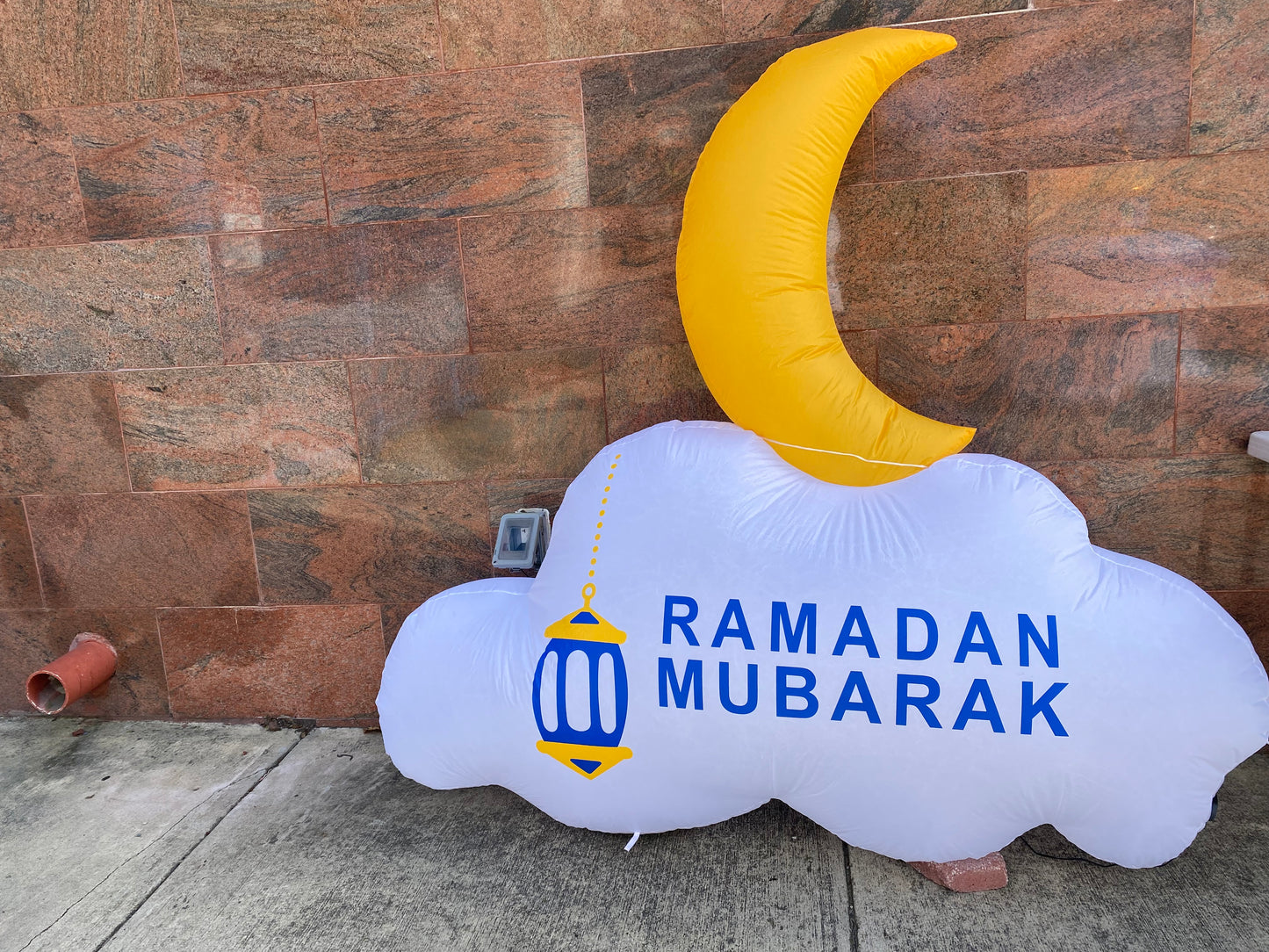 5FT Ramadan Inflatable - Reversible Crescent Moon on Cloud with Lantern