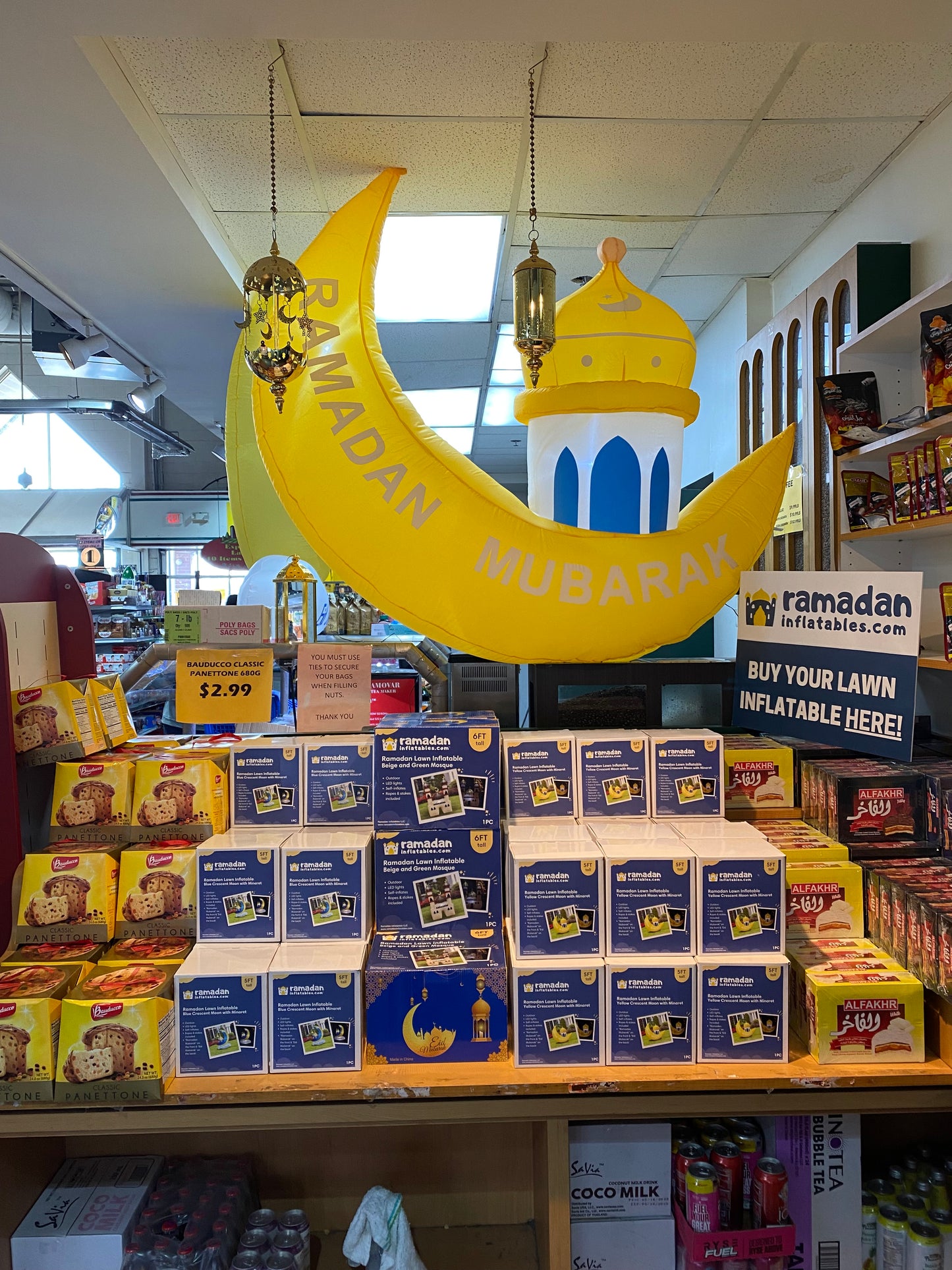 5FT Ramadan Inflatable - Yellow Crescent Moon with Minaret